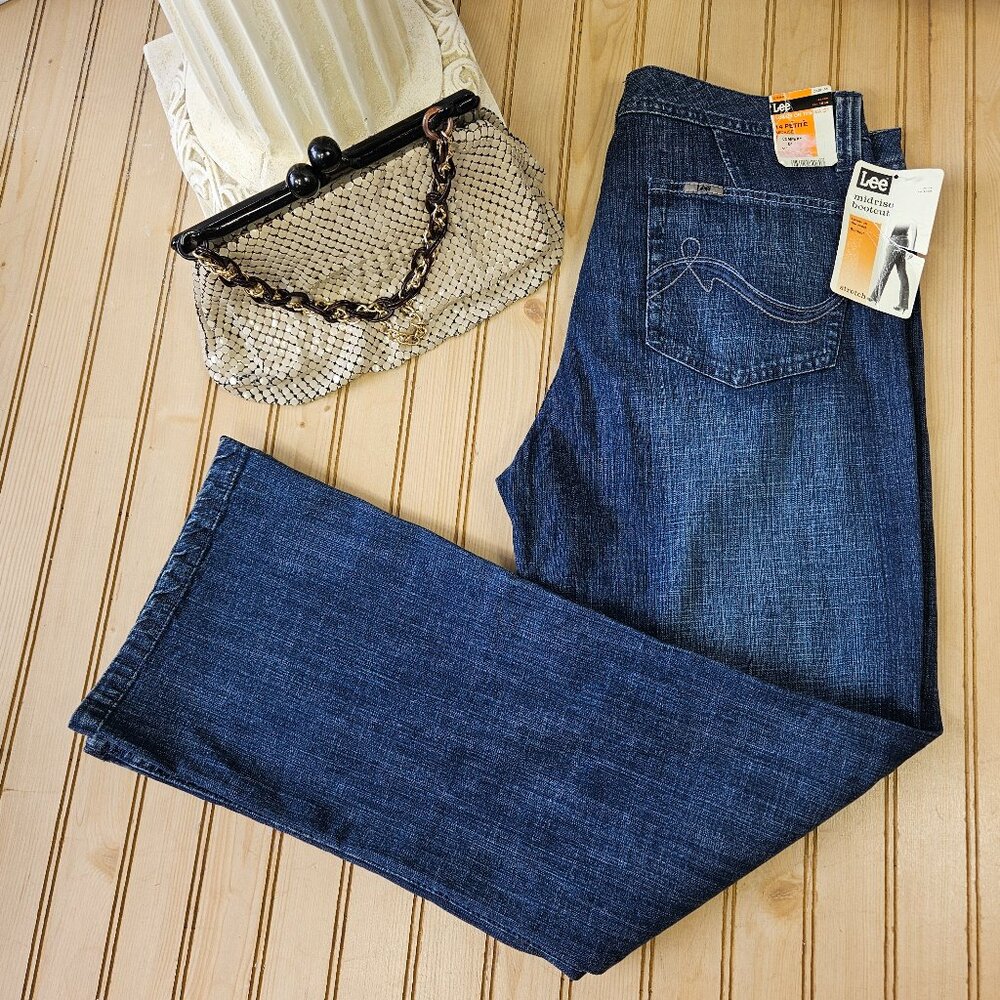 NWT Lee Size 14P Petite Mid Rise Bootcut Fitinnovations Lifting Jeans Dark Wash